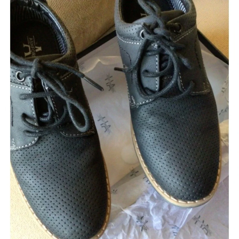 Ashford Hayes Boys Black Lace Dress Shoes – Size 10 (NWOT/NIB)